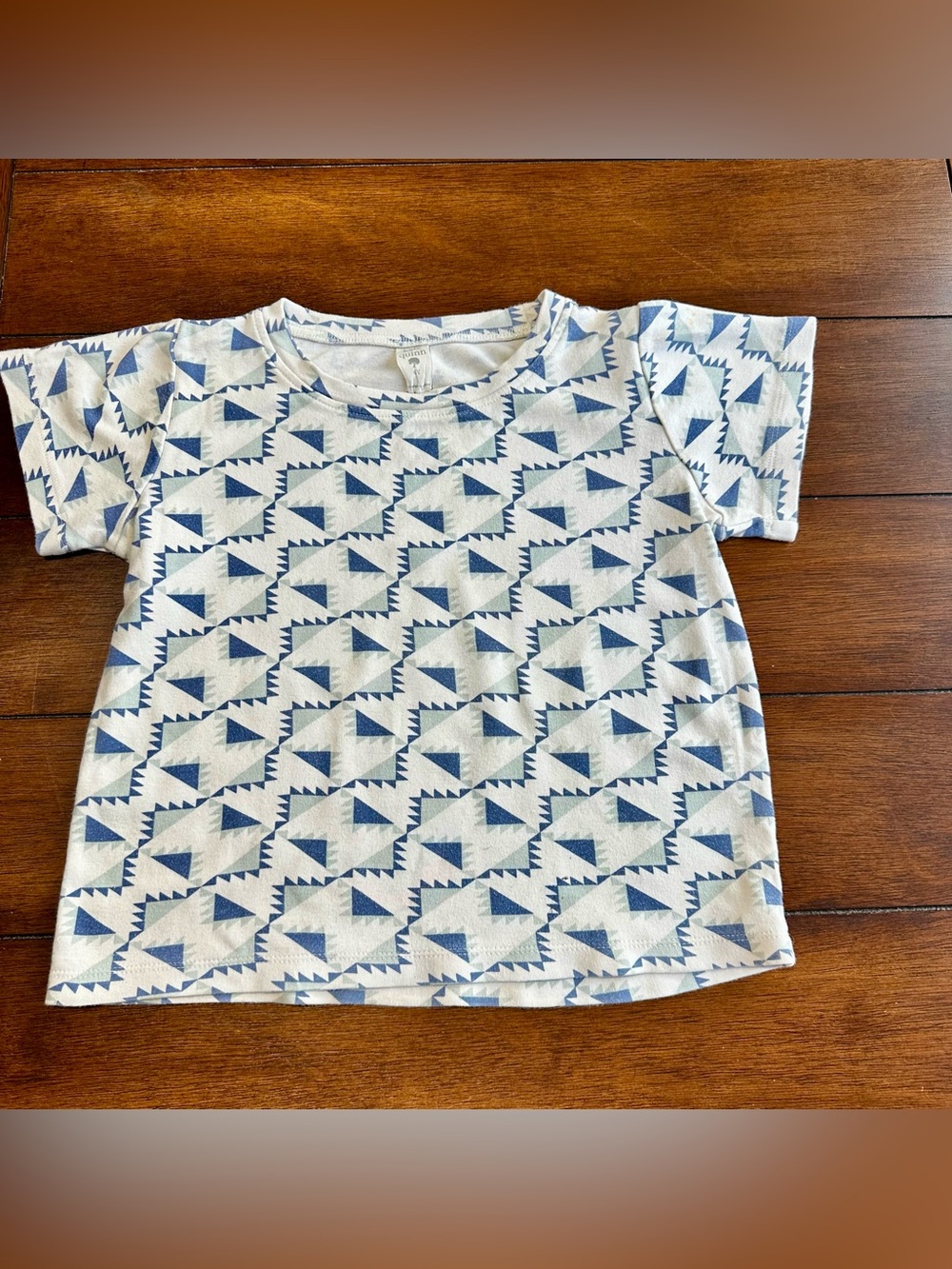 Kate Quinn Boys Blue Triangle Shirt | Size 6